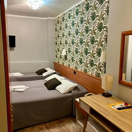Delle Rose فندق ميستر