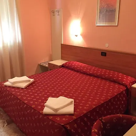 فندق Delle Rose ميستر